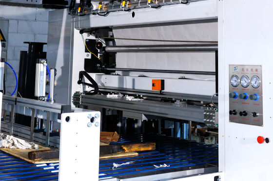 Máquina de dobragem de tecido facial totalmente automática Máquina de fabricação de tecido facial por rotação